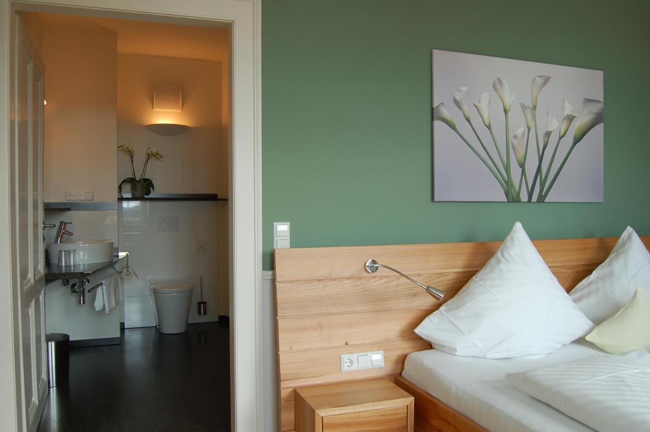 הגנאו Hotel Der Loewen מראה חיצוני תמונה